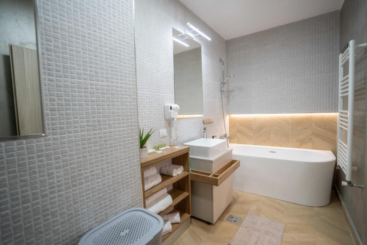 Cozyhome Brasov Exterior photo